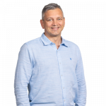 Ein Portrait des Executive Directors Jaro Olszewik.